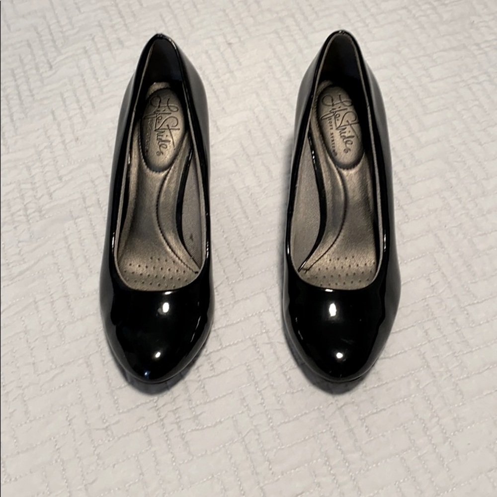 Life Stride Pumps